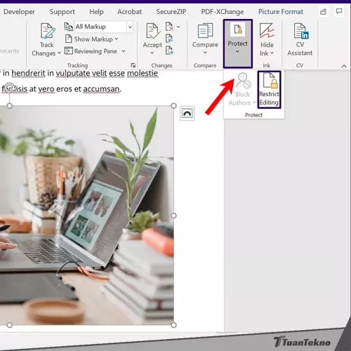 Langkah 5 - Cara Mengunci Gambar di Microsoft Word